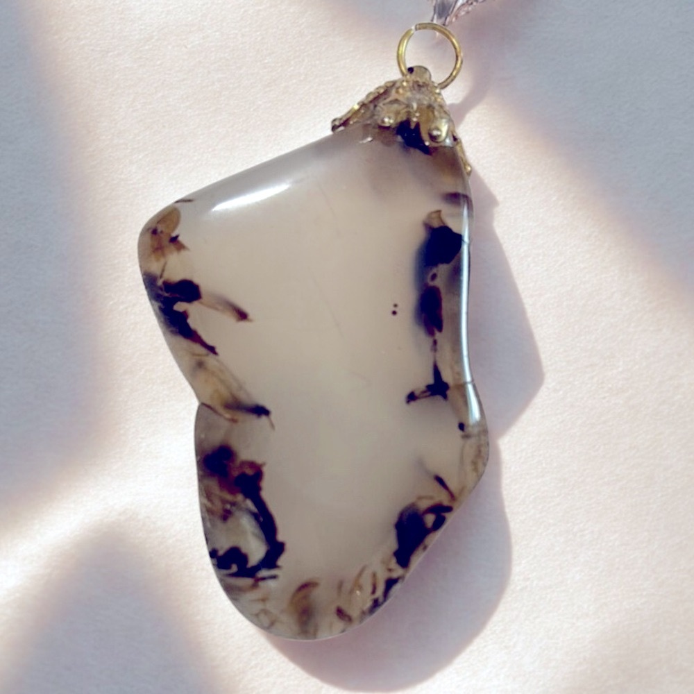 Unique and Stunning 2” Agate Pendant